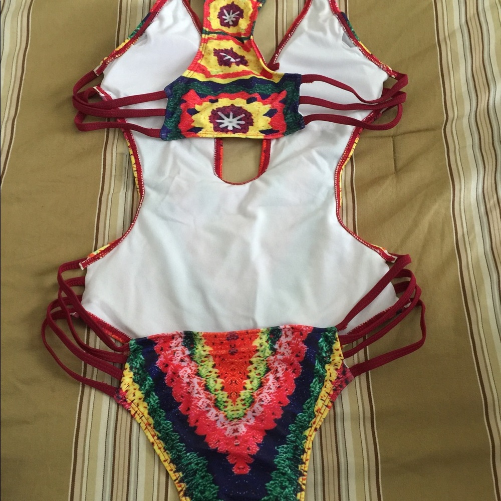 Bathing suit
